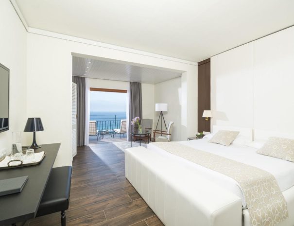Santa marta hotel Catalonia bedroom
